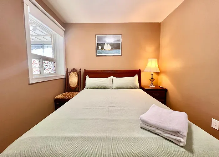 Newly Renovated Detached Home Near Finch Subway Station